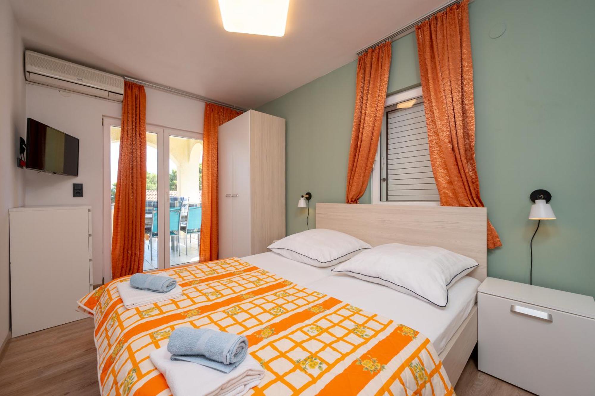 Apartments Zdravko โตรกีร์ ภายนอก รูปภาพ