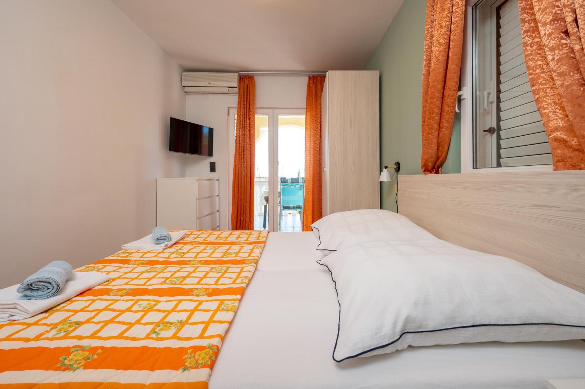 Apartments Zdravko โตรกีร์ ภายนอก รูปภาพ