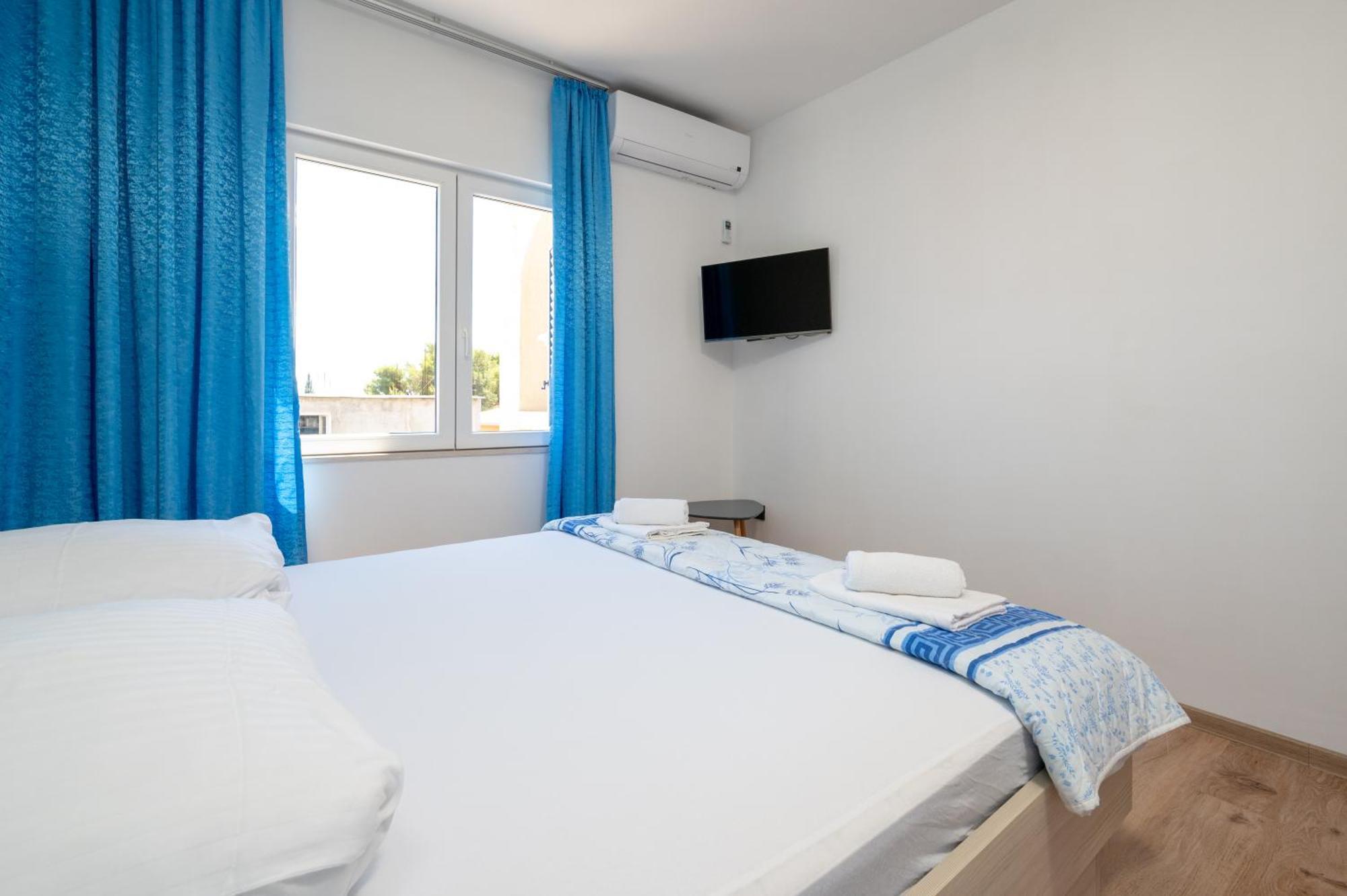 Apartments Zdravko โตรกีร์ ภายนอก รูปภาพ