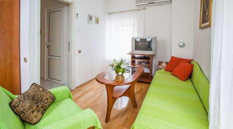 Apartments Zdravko โตรกีร์ ภายนอก รูปภาพ